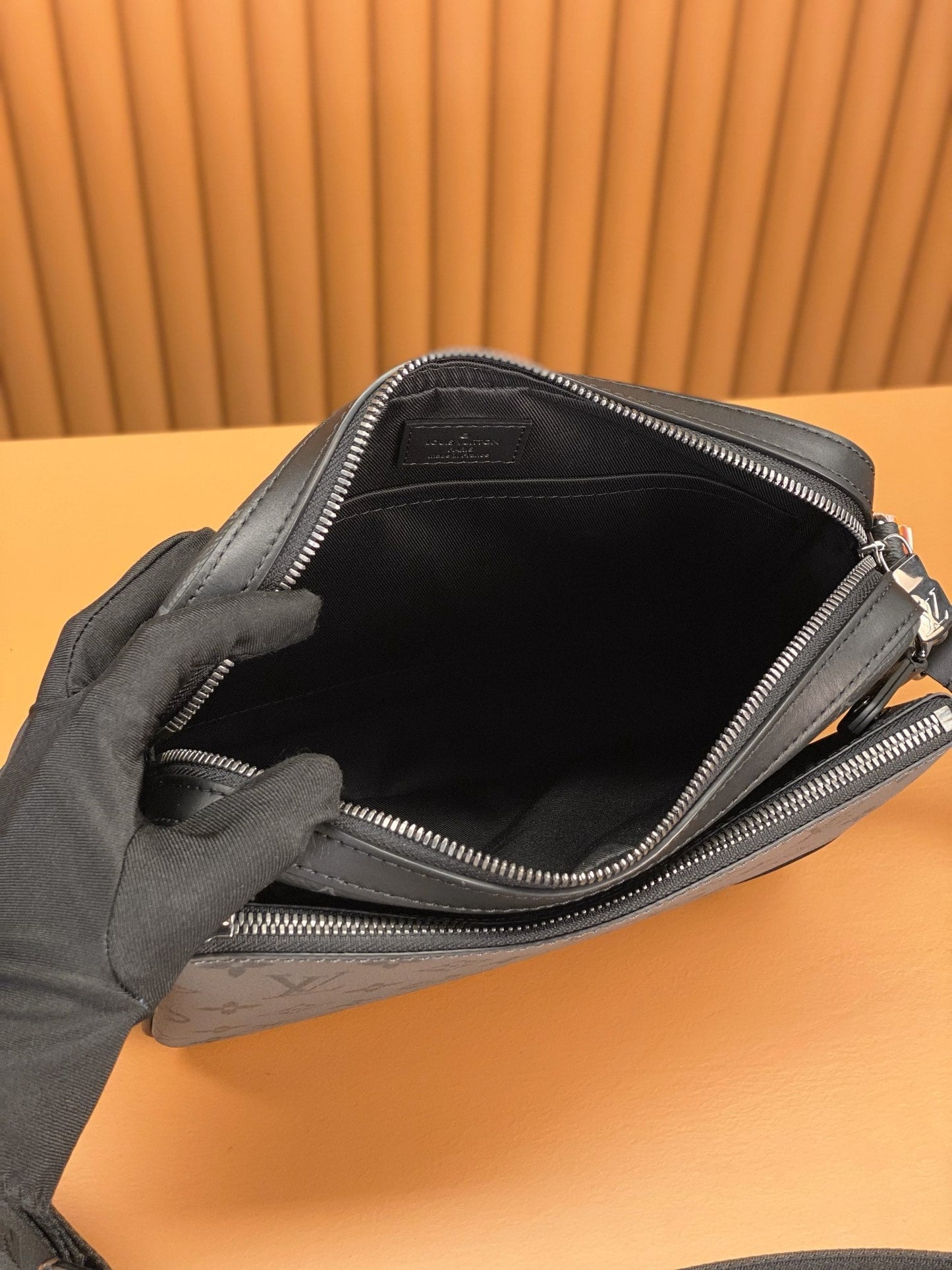 Louis Vuitton Trio Messenger Bag 25x18.5x7cm