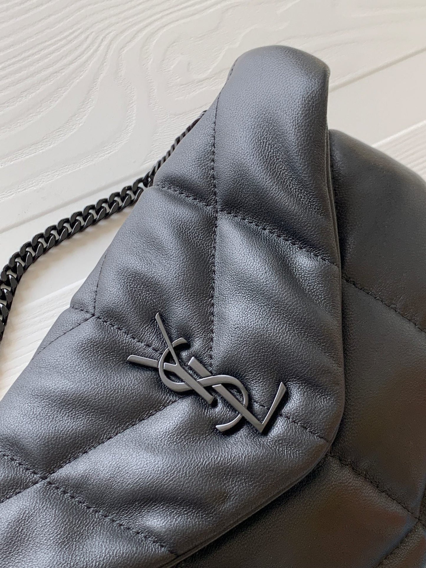 YSL Loulou Puffer Shoulder Bag, 23x15.5x5.8cm