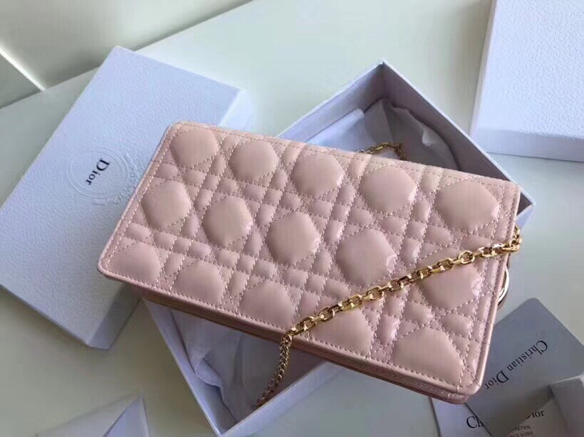 D Lady D Clutch With Chain In Pink Patent