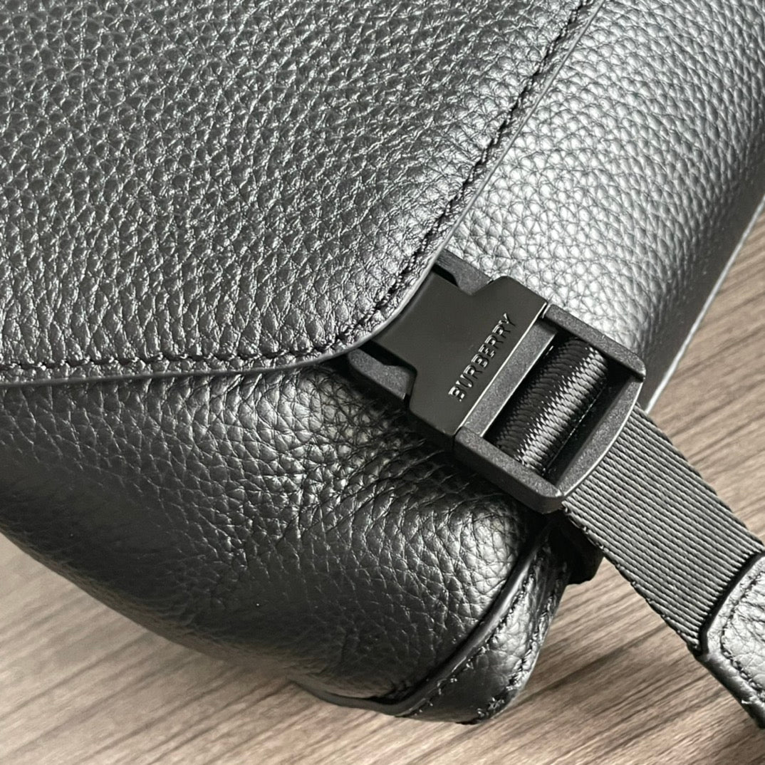 BURBERRY MESSENGER BIRCH CHECK BROWN BAG BLACK