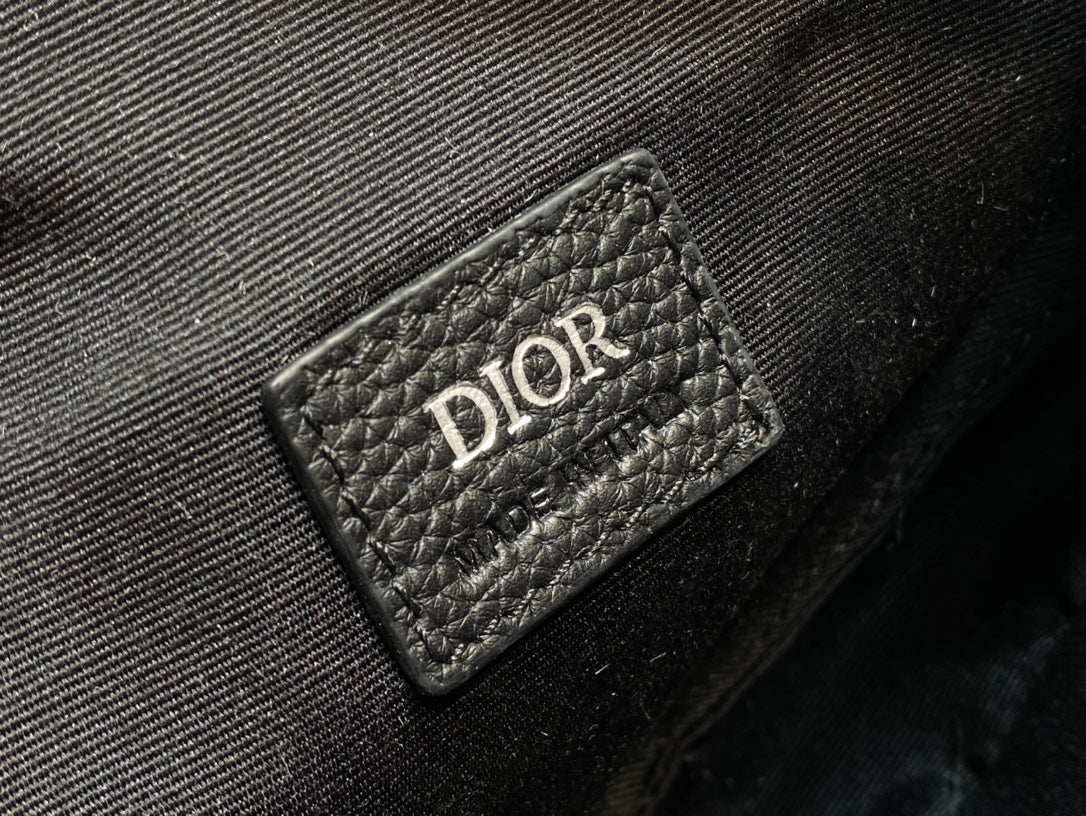 Dior Saddle Crossbody Bag Black 26x19x4.5cm