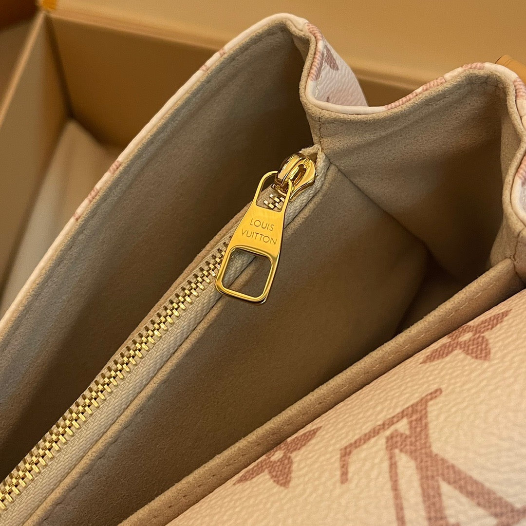 Louis Vuitton LV M46914 POCHETTE MÉTIS EAST WEST Bag 21.5x13.5x6cm