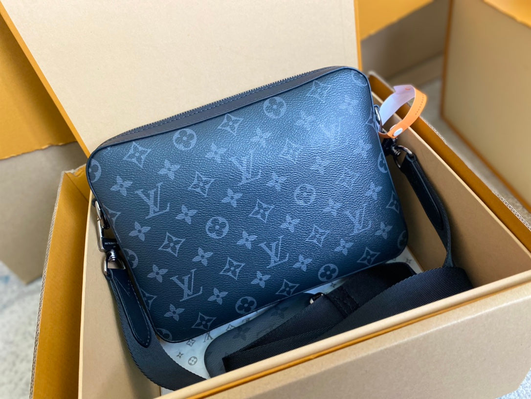 LOUIS VUITTON M69443 Trio Messenger Canvas Bag 25×18.5×7cm