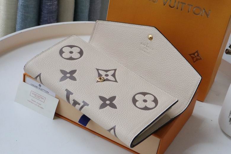 L Wallet 19.5X10.5X2.5cm 09