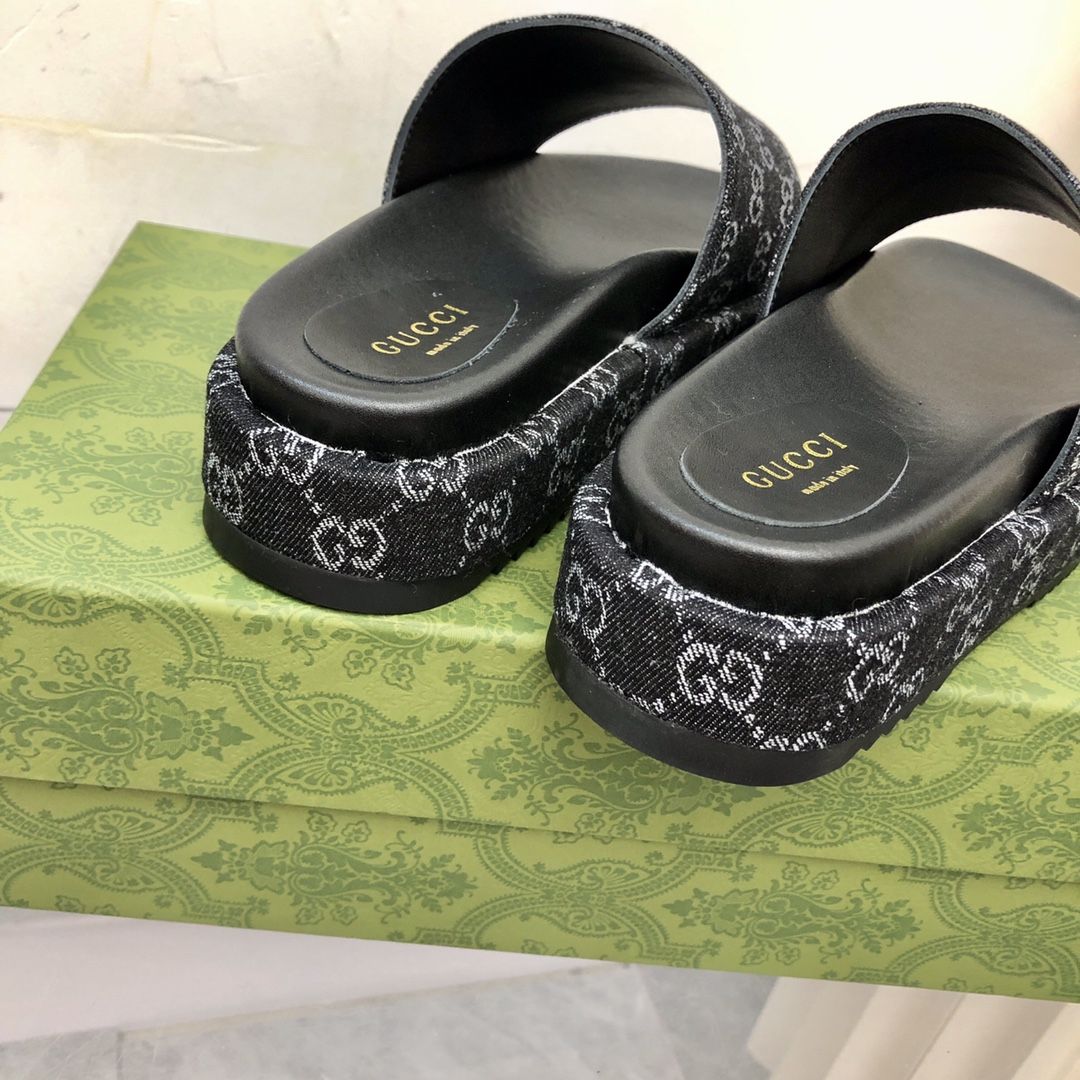 Platform Slippers With Double G Motif