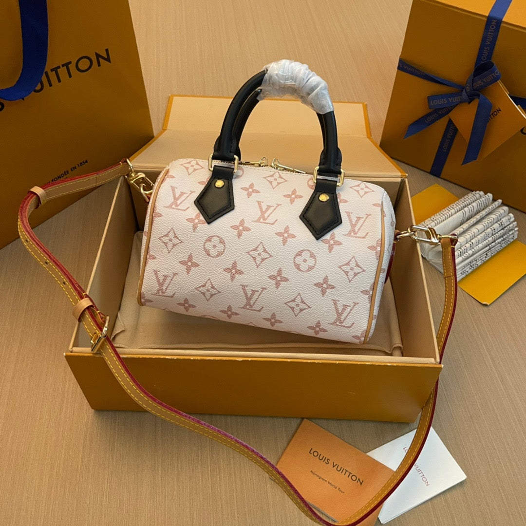 Louis Vuitton LV Speedy Bandouliere 2024 Bag 20x15x12.5cm