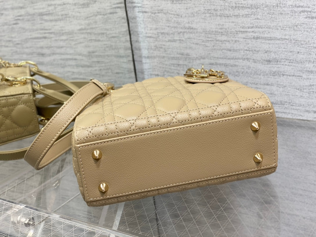 DIOR LADY 20CM BEIGE