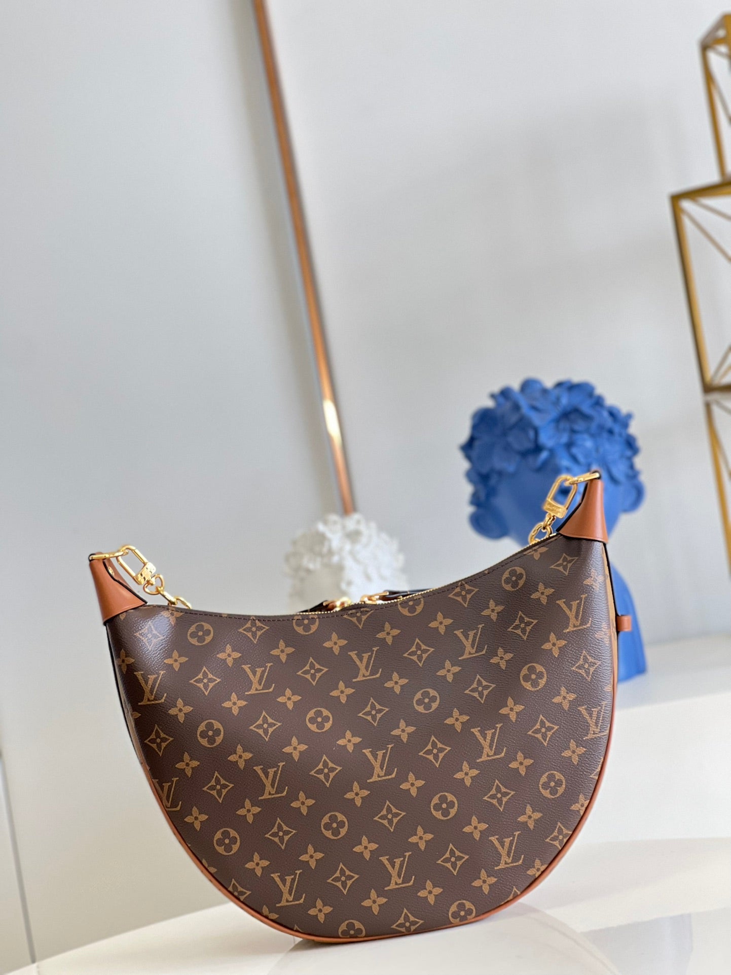 Louis Vuitton Loop Shoulderbag M46311, 38×30×10cm