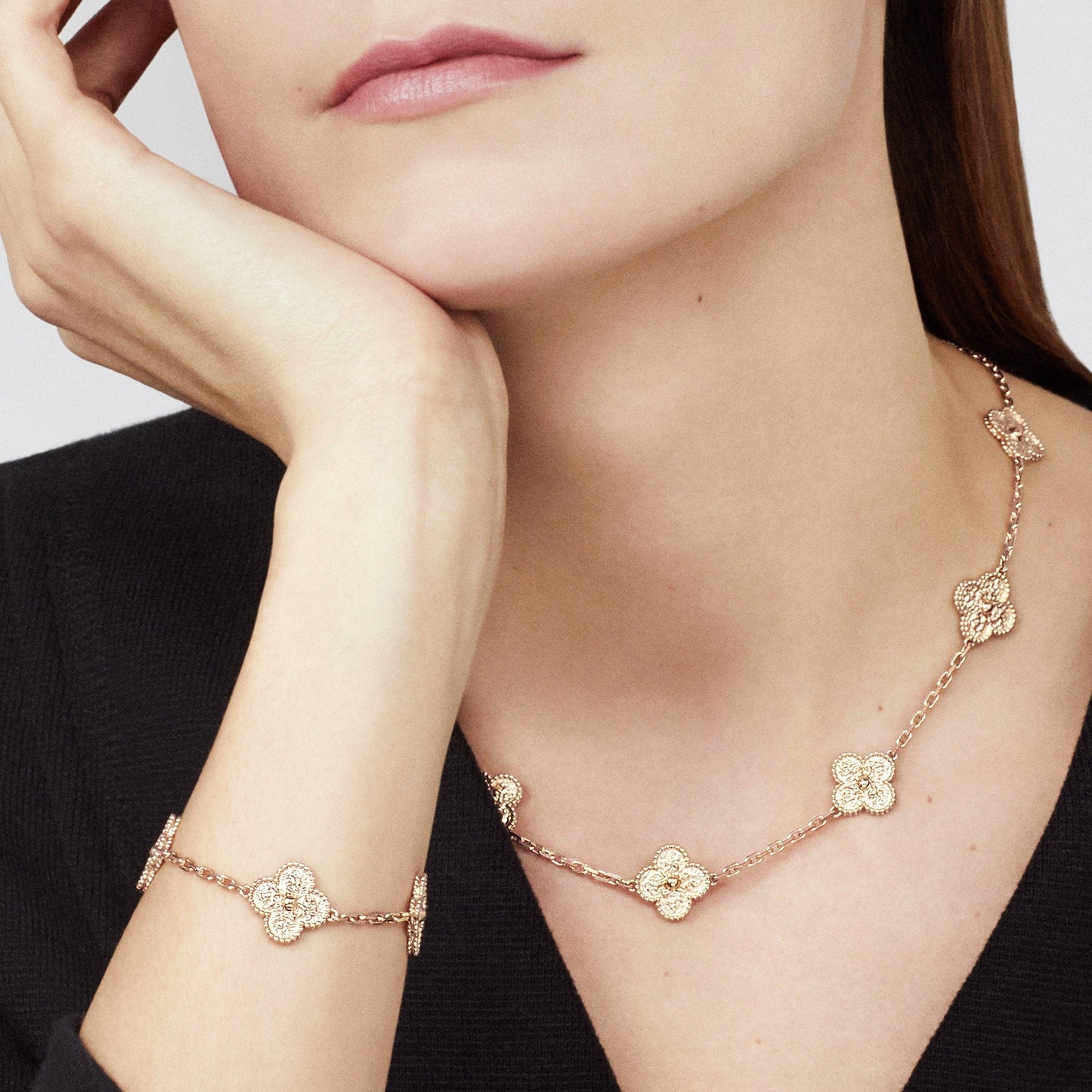 VAN CLEEF & ARPELS Vintage Alhambra Bracelet Rose Gold