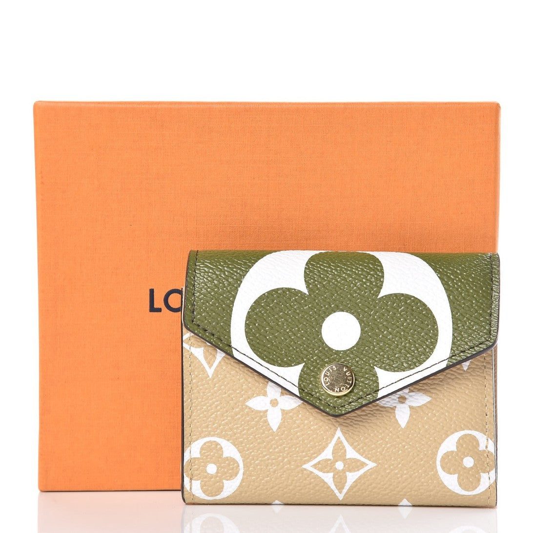L Monogram Giant Zoe Wallet Khaki