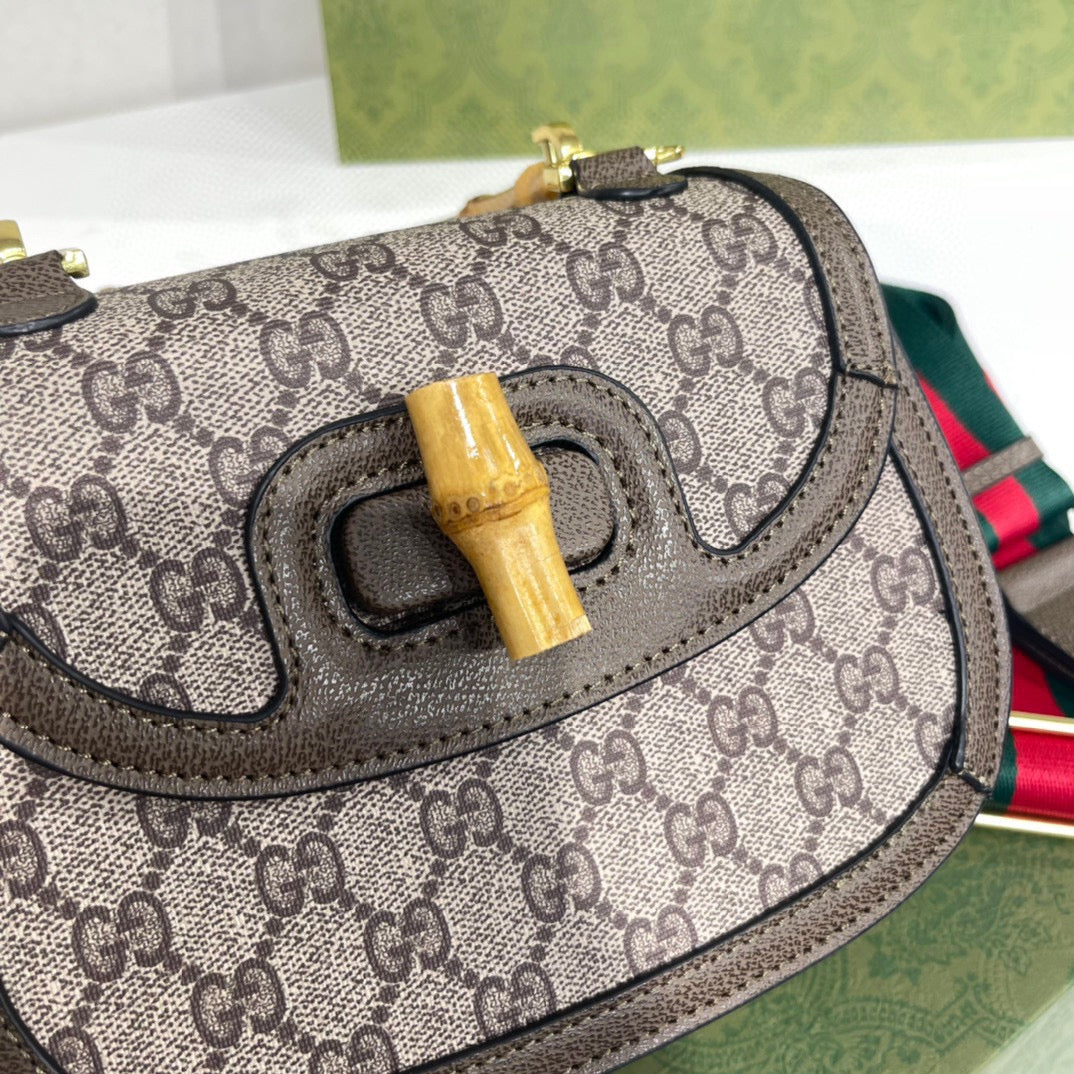 GC379   8.3x5.9x2.8inch