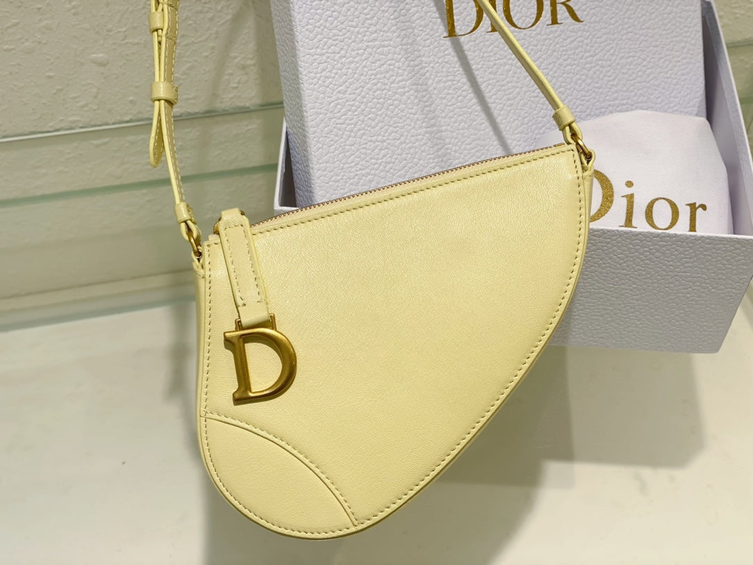 Christian Dior SADDLE SHOULDER POUCH BAG YELLOW 20x15x4cm