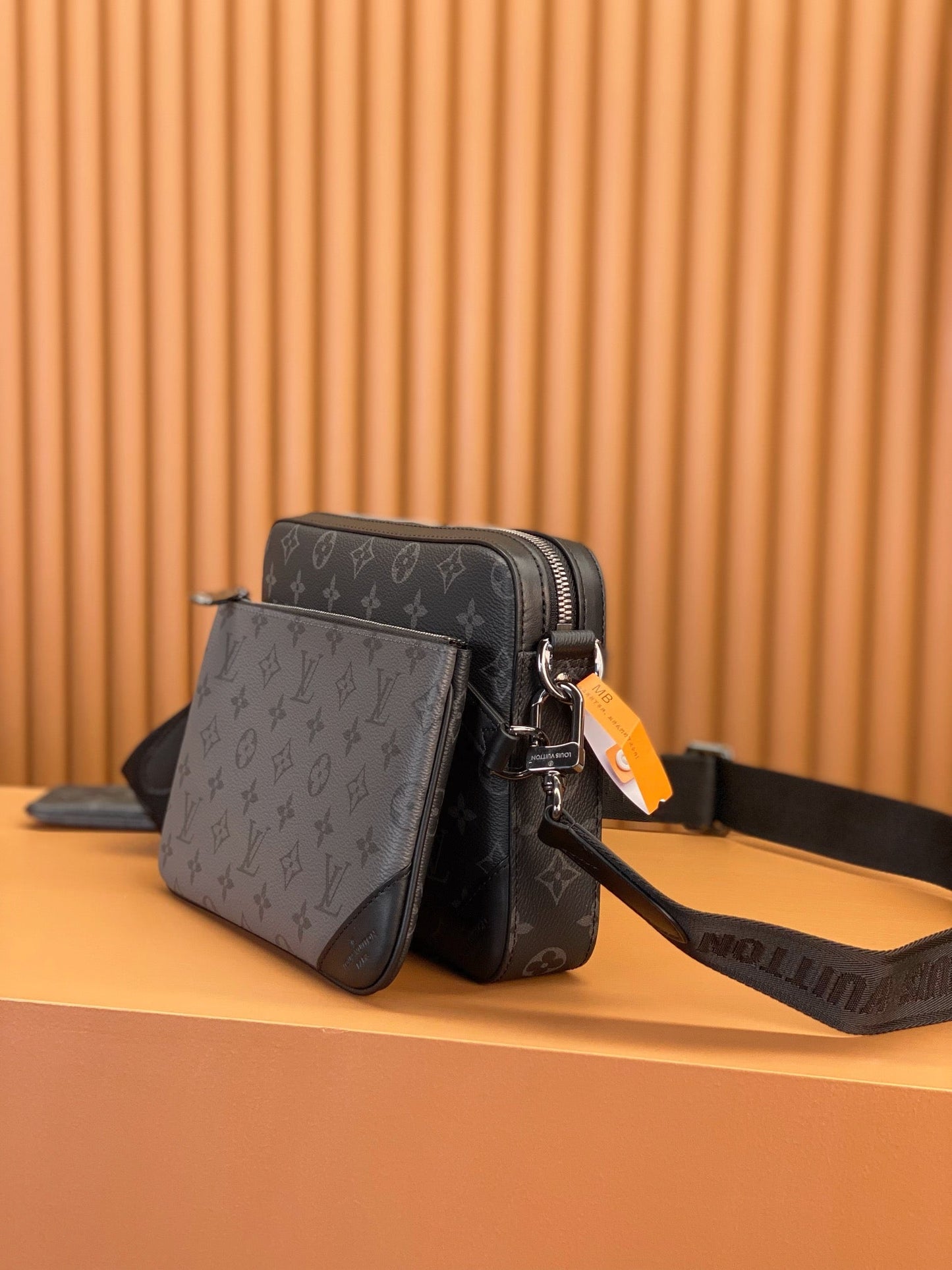 Louis Vuitton Trio Messenger Bag 25x18.5x7cm