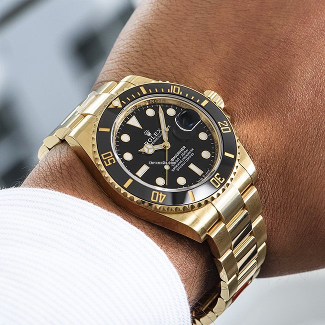 RLX Perpetual Submariner Date 41mm Black Dial Yellow Gold 126618LN