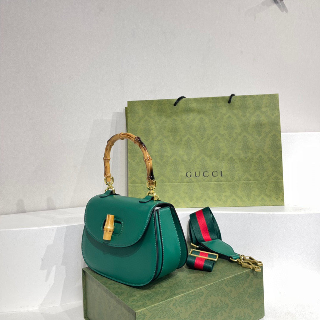 GC387   8.3x5.9x2.8inch