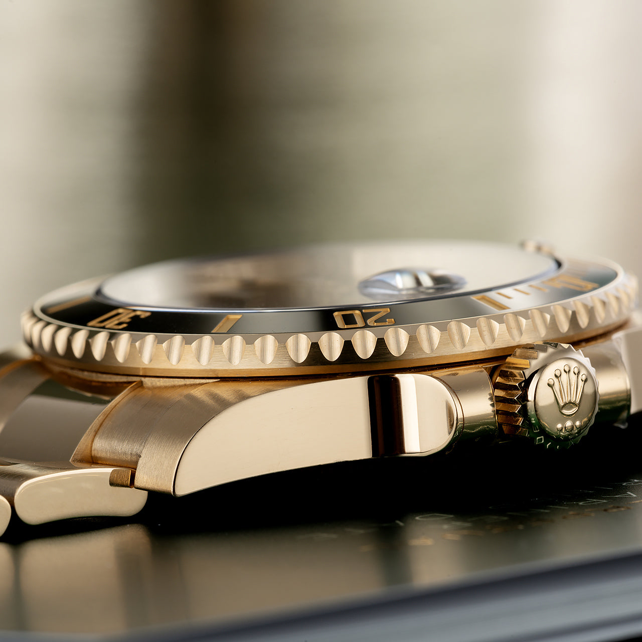 RLX Perpetual Submariner Date 41mm Black Dial Yellow Gold 126618LN