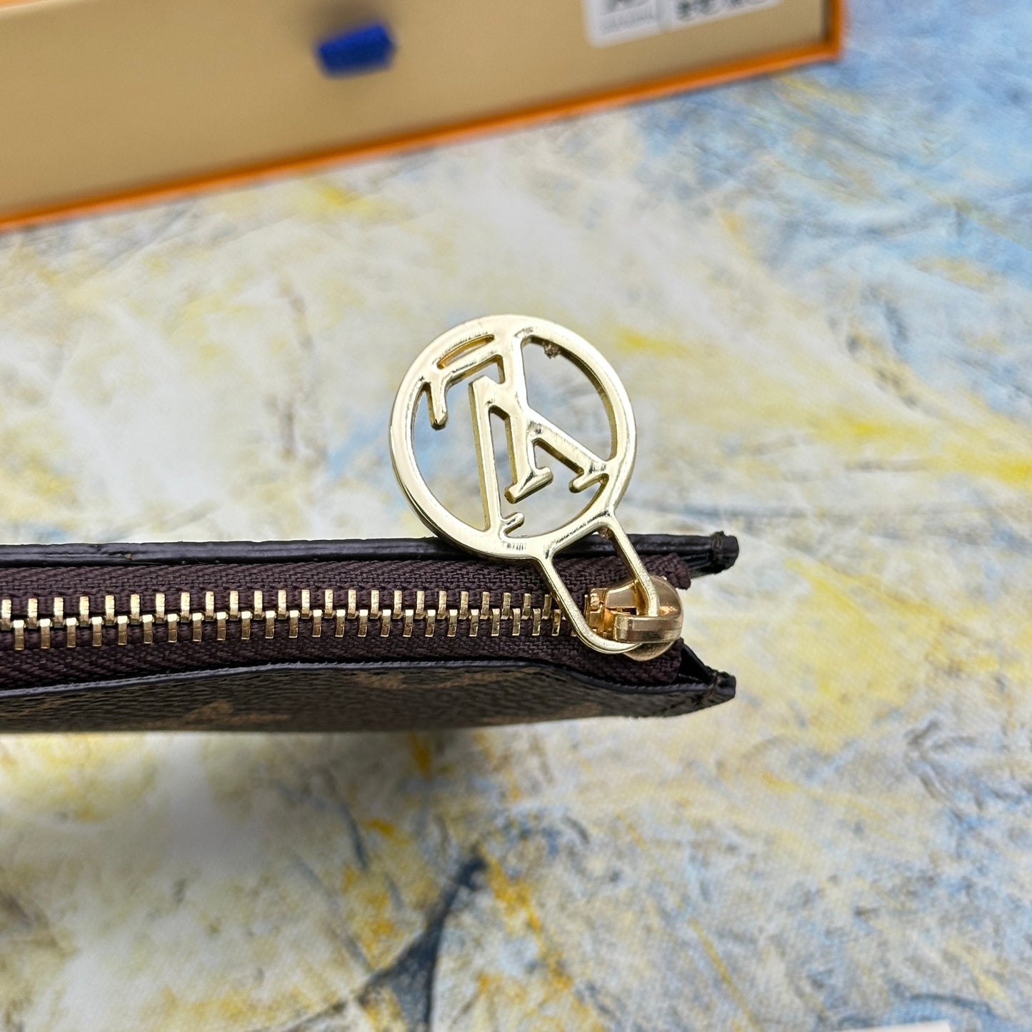 L Wallet 12.5x9.5x3.5 13