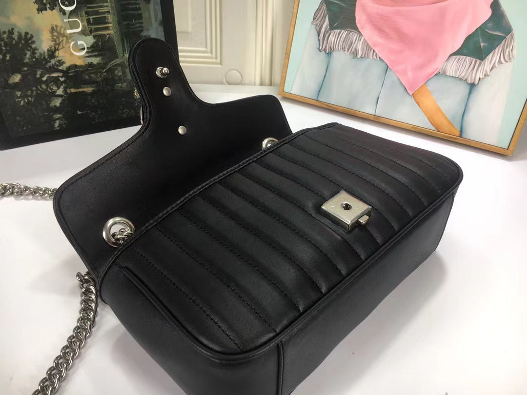 GC350  S: 8.7x5.1x2.4inch   M: 10.2x5.9x2.8inch