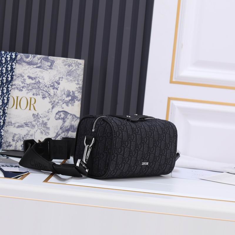 D Lingot man bag  21.5x11x12.5cm