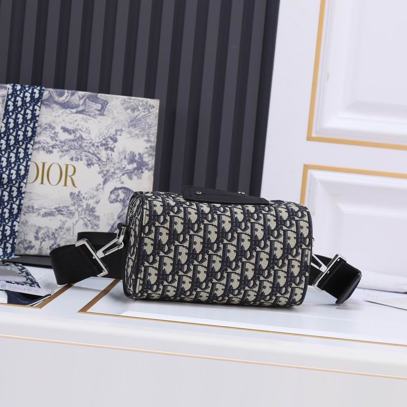 D Lingot man bag  21.5x11x12.5cm