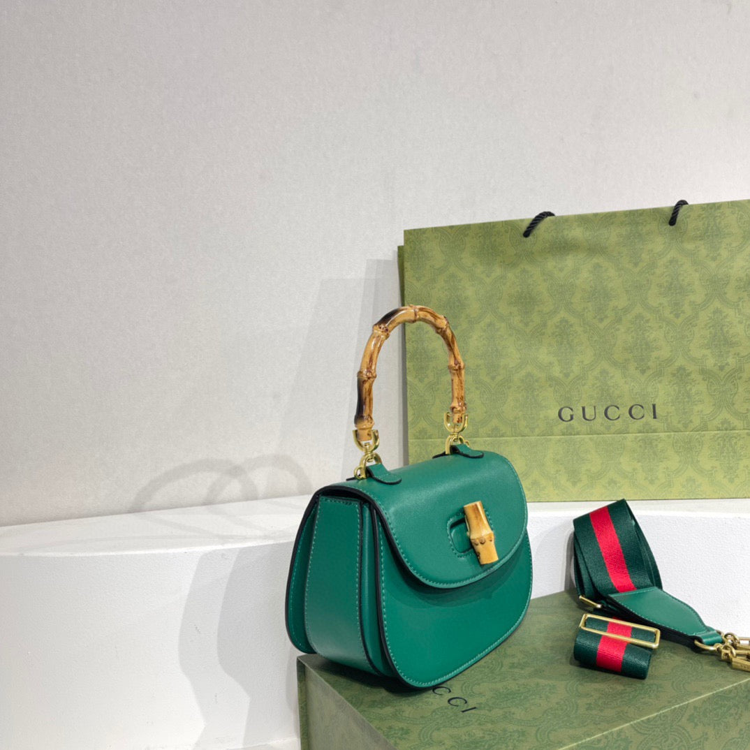 GC387   8.3x5.9x2.8inch