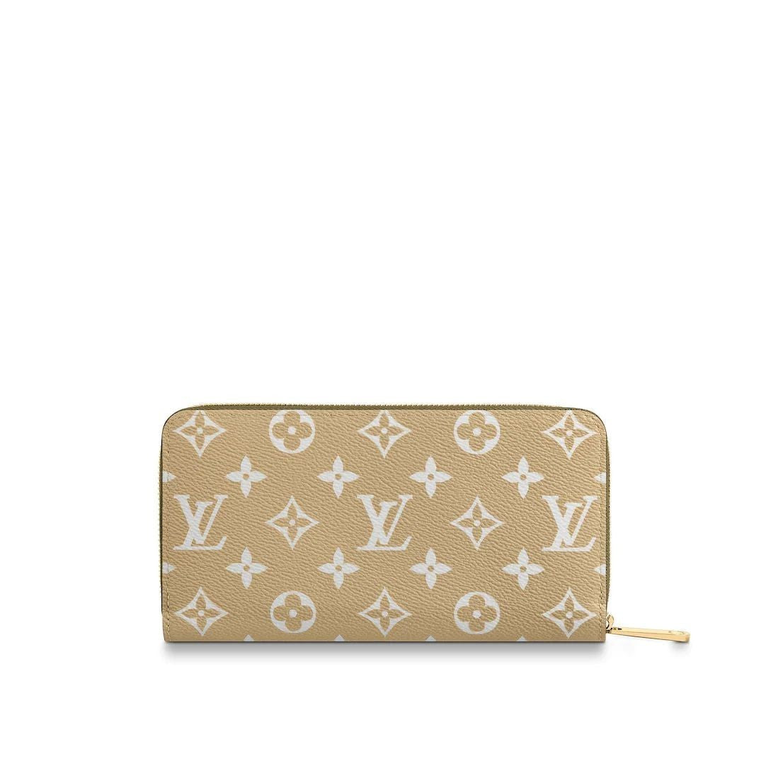 L M67549 Zippy Wallet