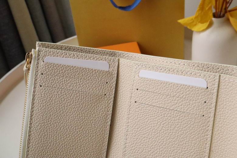 L Wallet 12X9.5X1.5cm