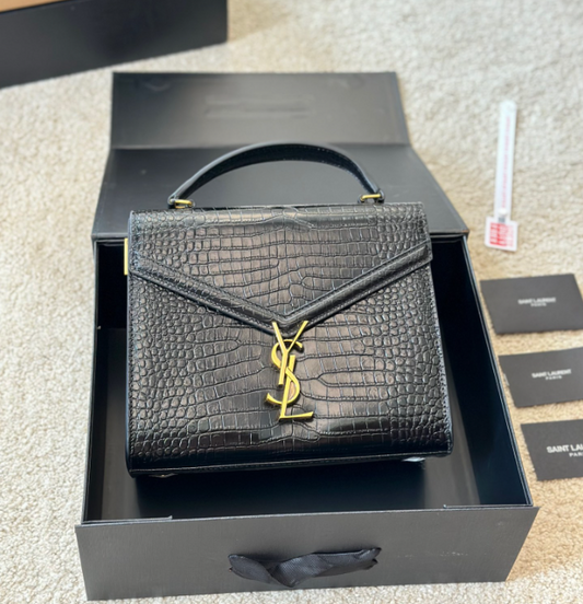 Y CASSANDRA TOP HANDLE BLACK 24 CM