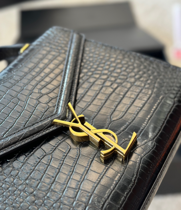 Y CASSANDRA TOP HANDLE BLACK 24 CM