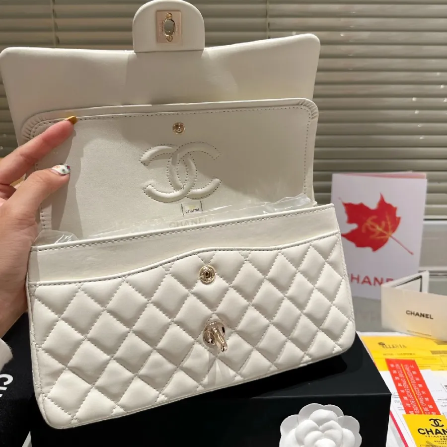 CC CLASSIC FLAP BAG W3817 size: 26*17 CM