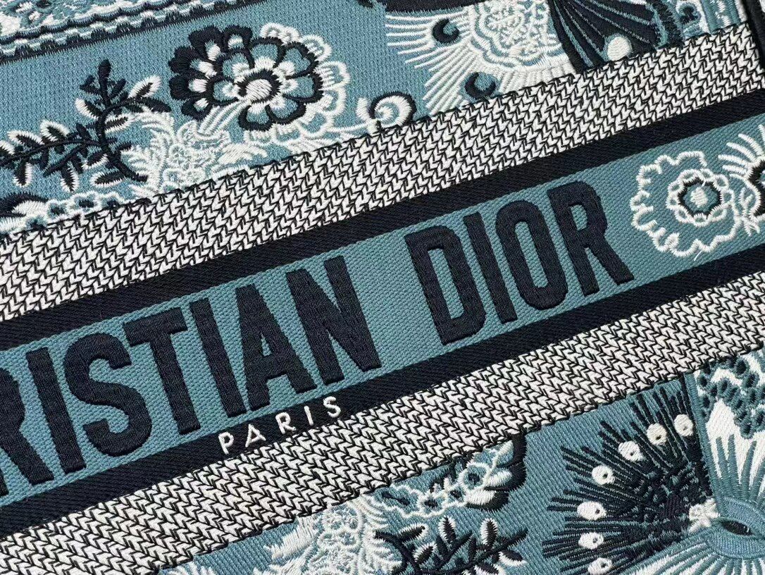 D Book Tote NEW arrival bag