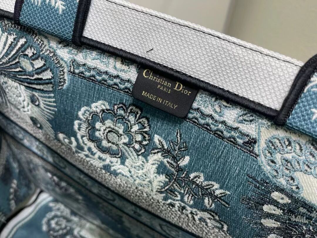 D Book Tote NEW arrival bag