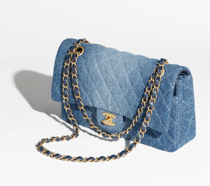 CC CLASSIC 11.12 HANDBAG Washed Denim & Gold-Tone Metal Blue size: 15.5 × 25.5 × 6.5 cm