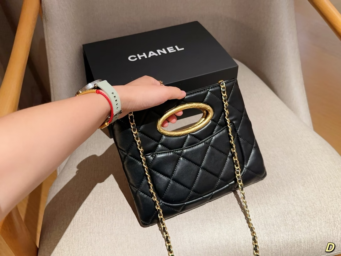 Cc new arrivl 24b bag size:25*20 cm