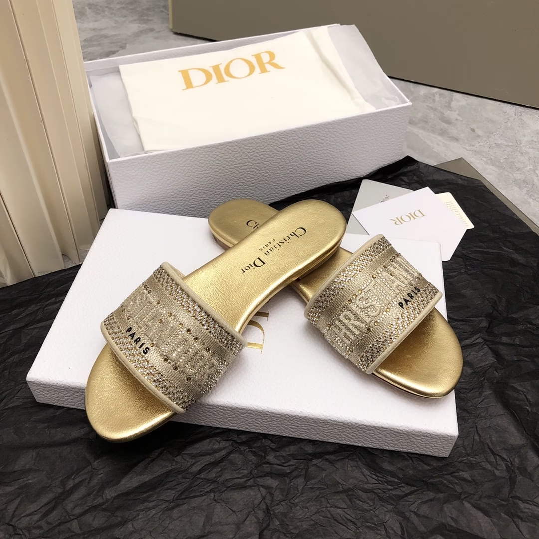 D new arrival women slippers with diamond