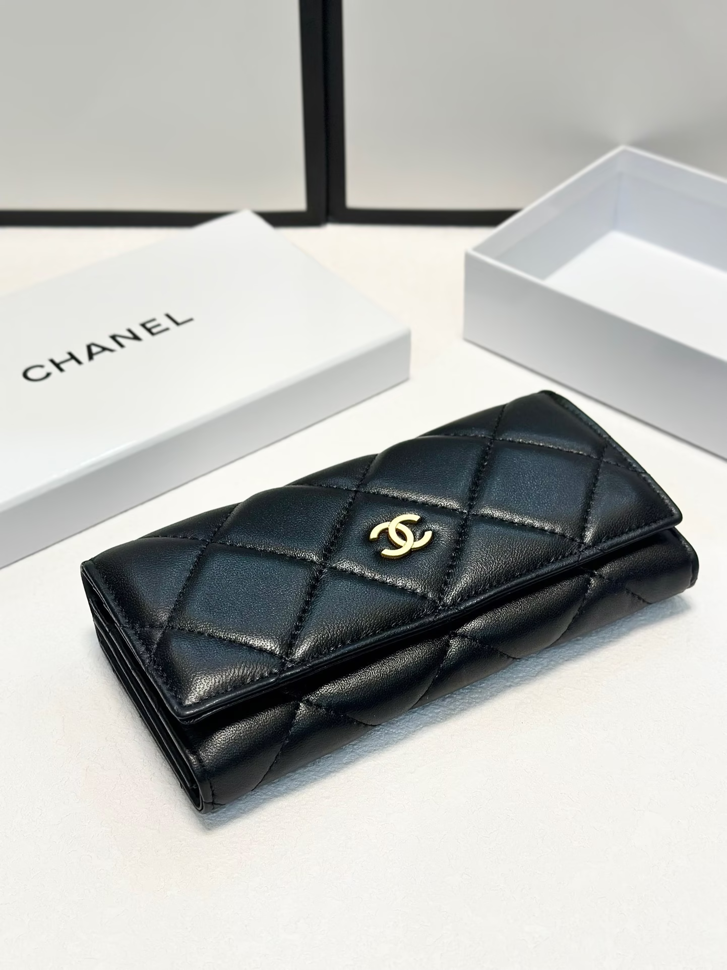 Cc new arrival leather wallet size: 19*10 cm