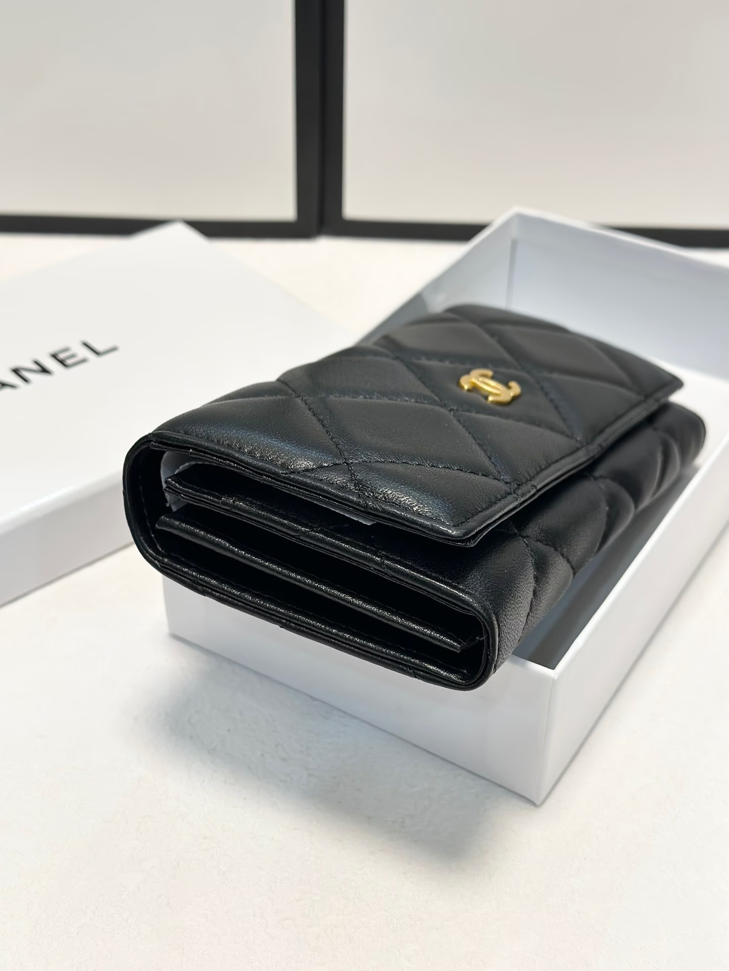 Cc new arrival leather wallet size: 19*10 cm