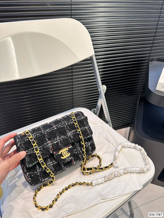 CC new arrival cf bag size: 20*13 cm