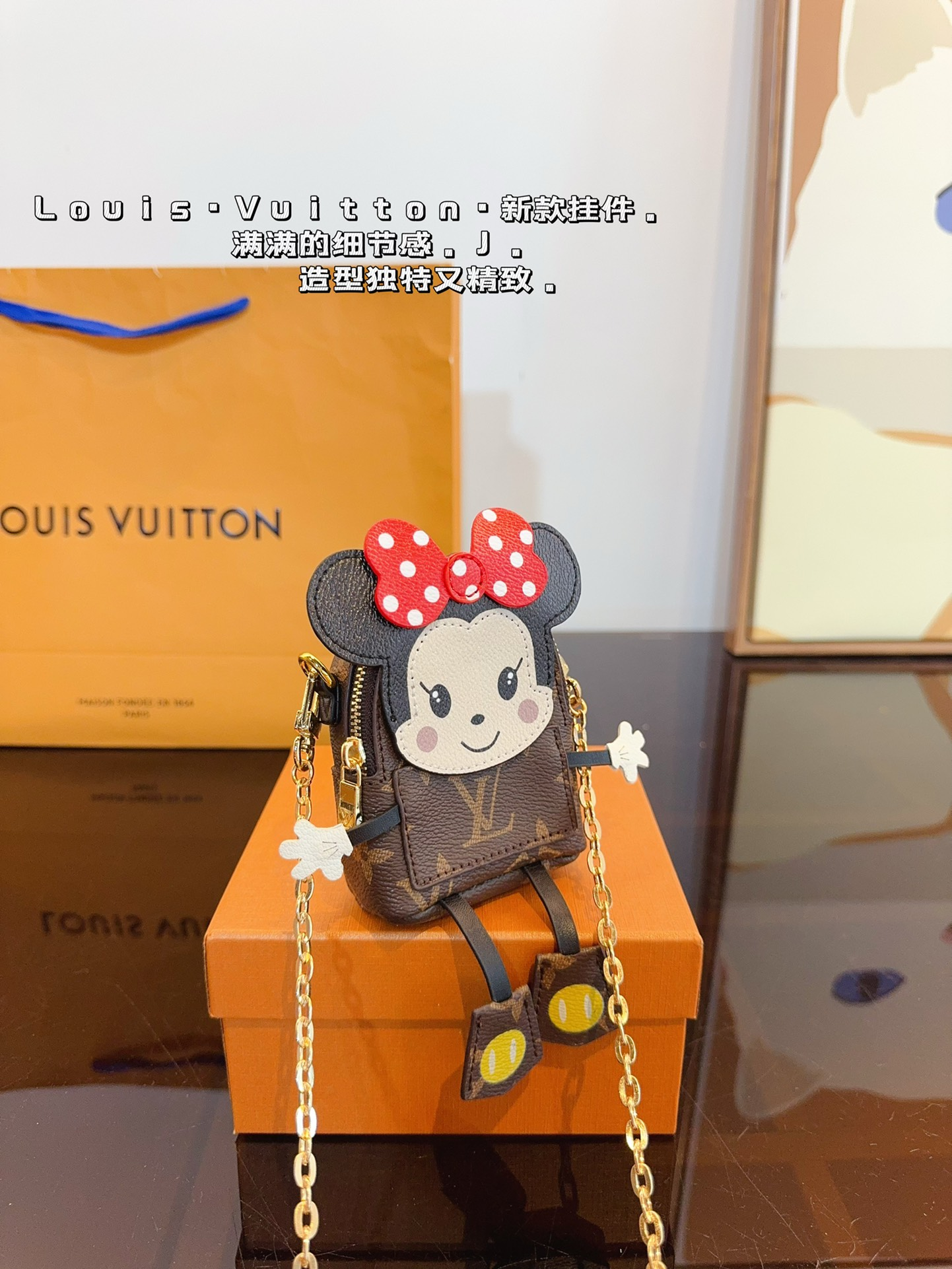 Louis new arrival wallet coin wallet size: 8*3*10 cm