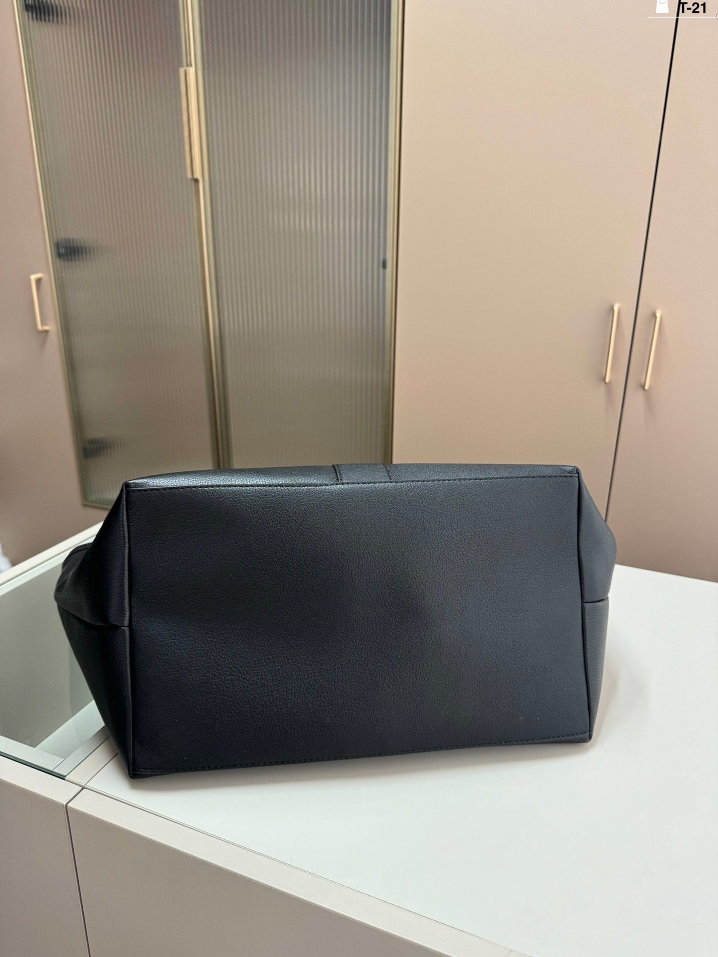 Y new arrival tote bag size: 37.22.34 cm