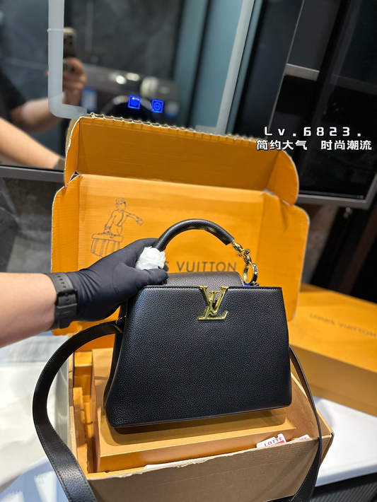 Louis new arrival Capucines monogram bag