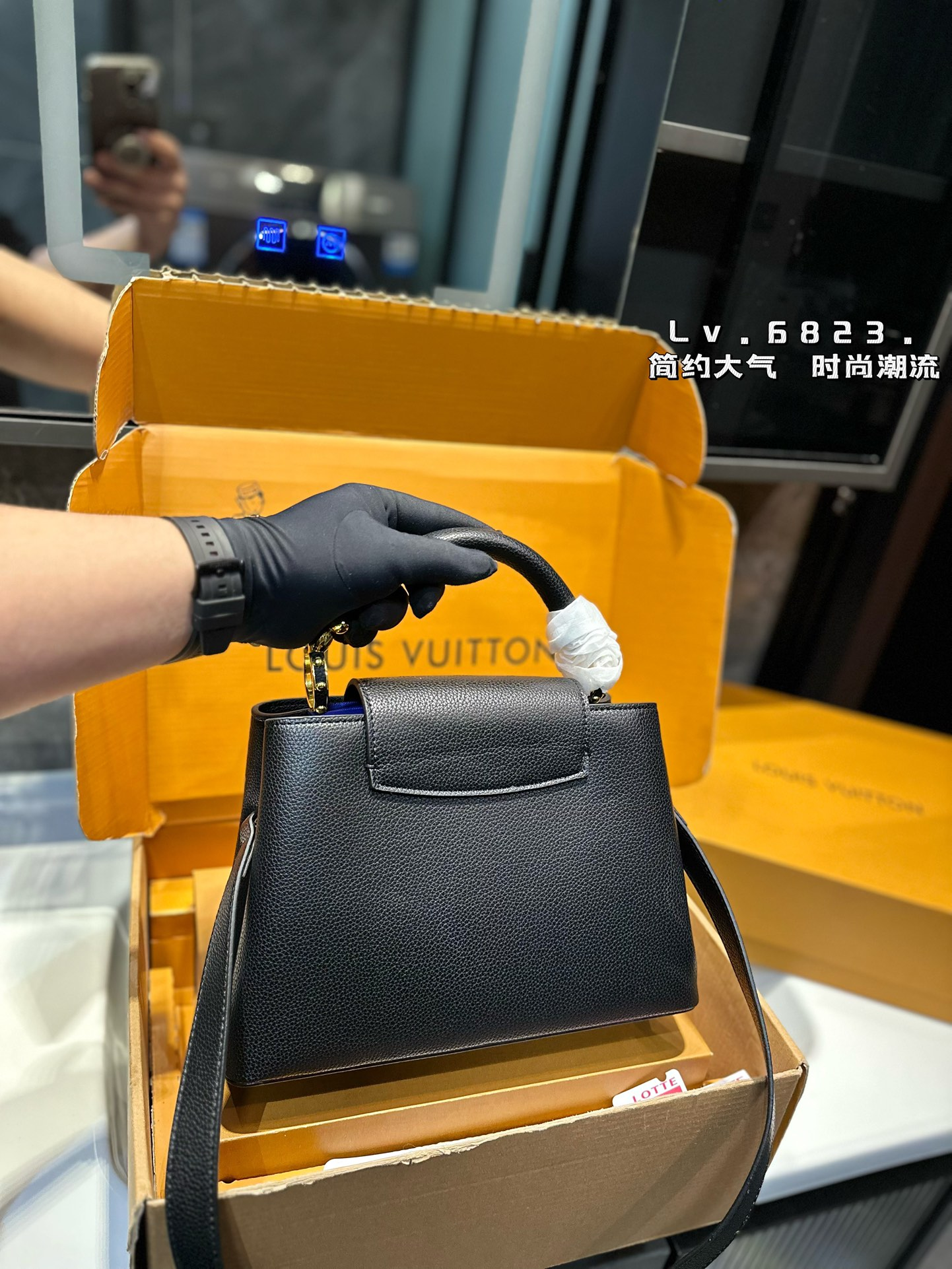 Louis new arrival Capucines monogram bag