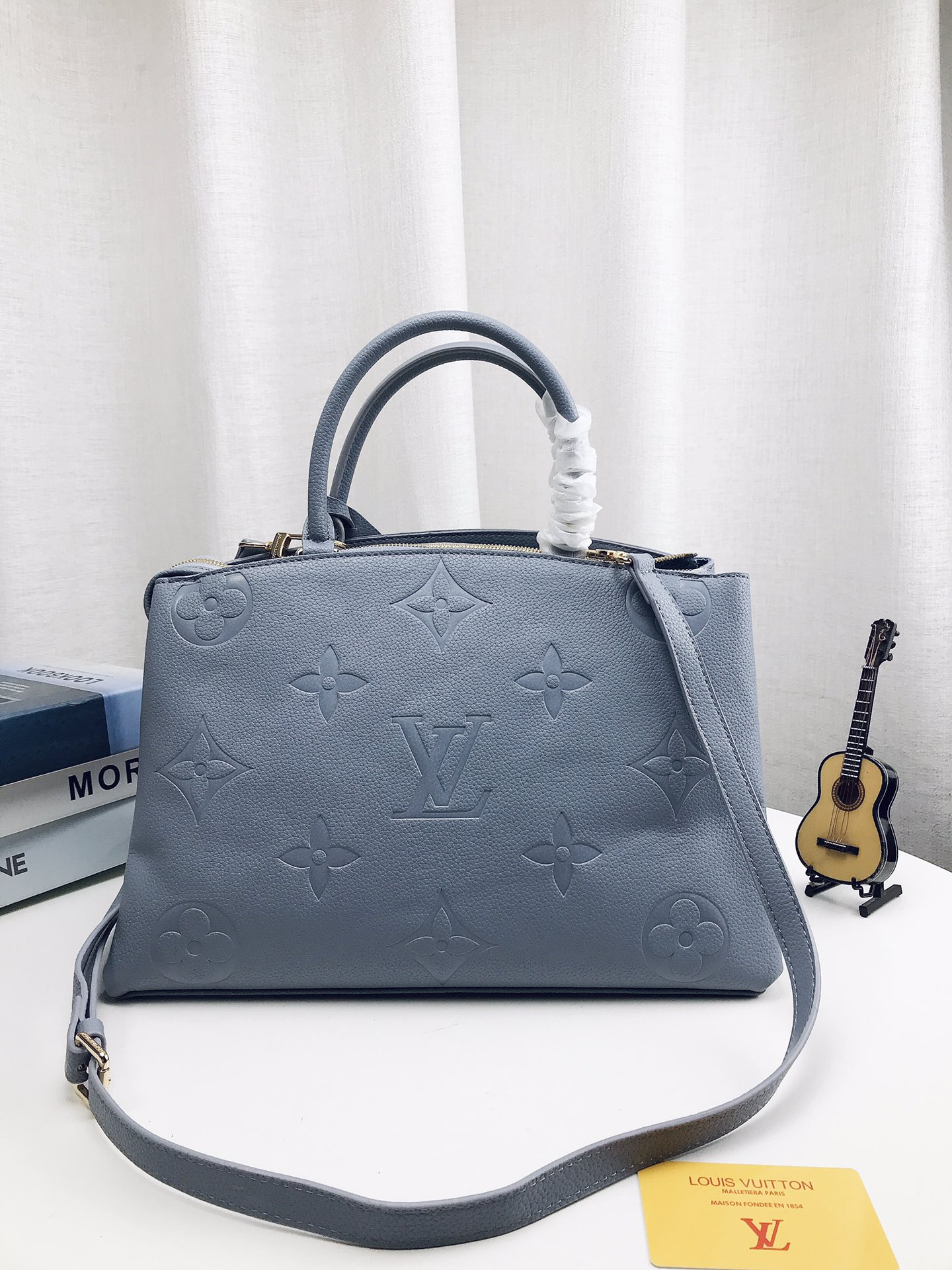 Louis new arrival tote bag size: 35*22cm