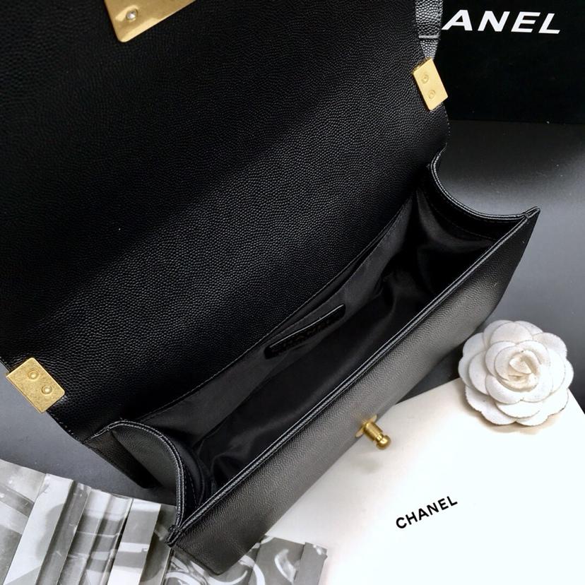 CC 25.5cm Boy Handbag Black Grained Calfskin Gold Tone Metal Caviar leather