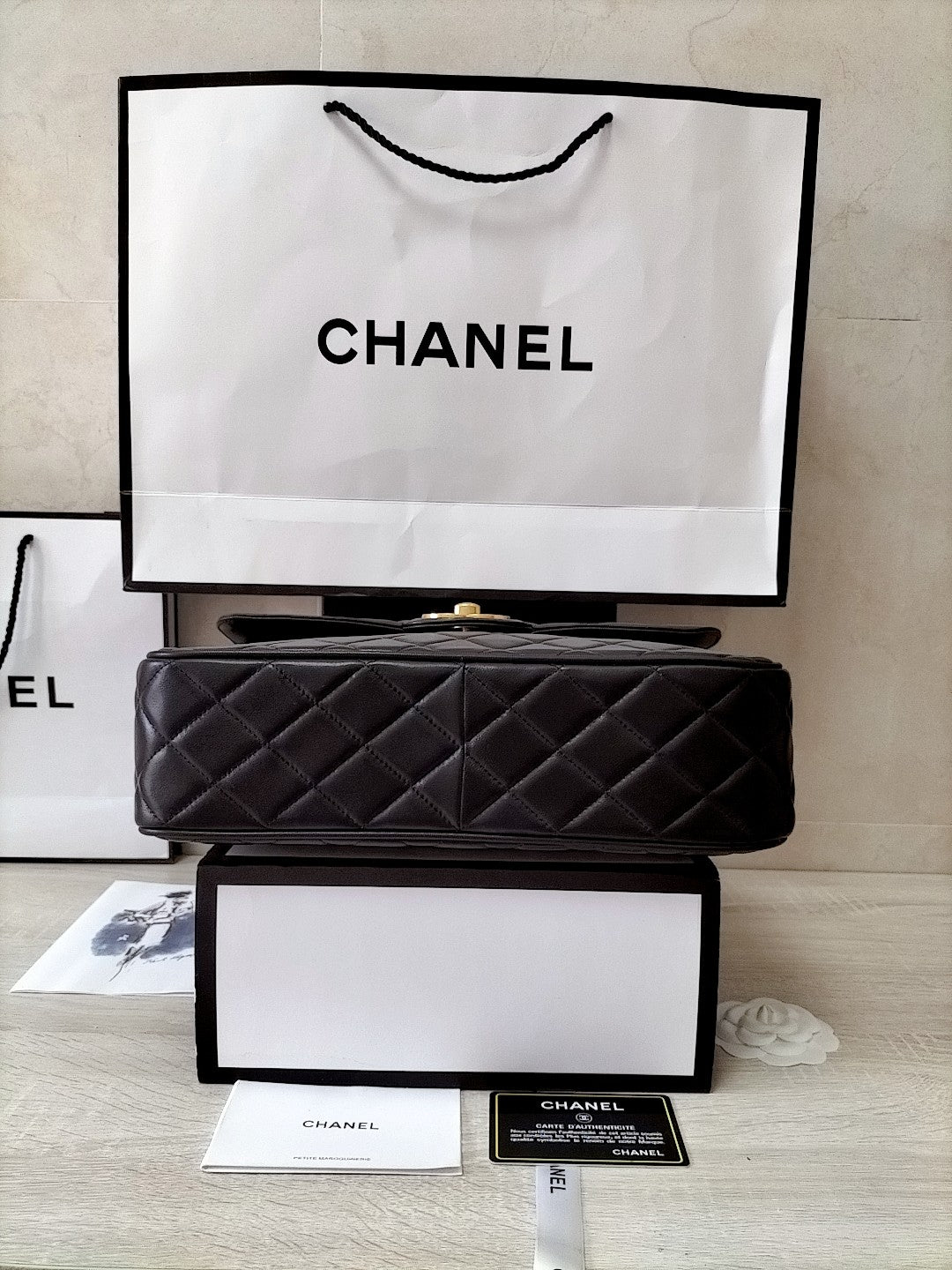 CC Classic Flap Bag size; 30*21*8cm