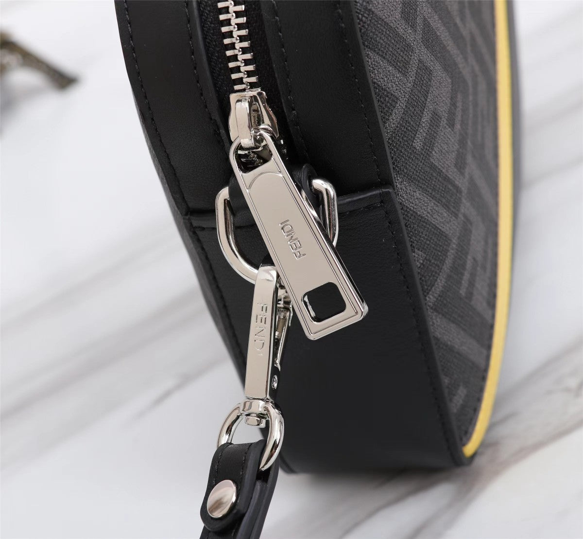 Fen pouch men bag size :23✘16✘5 cm