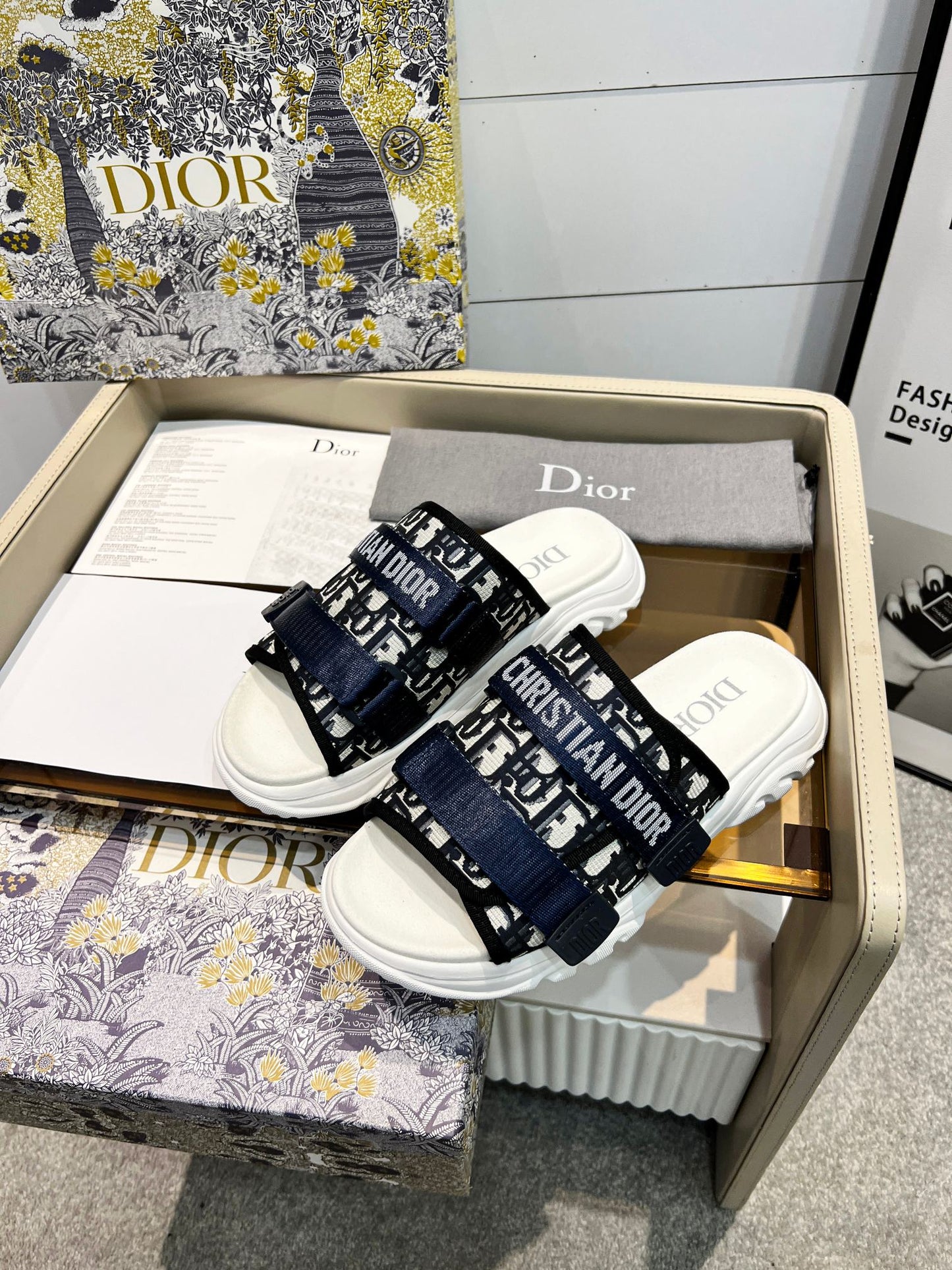 D new arrival men and women slippers heels 5 cm