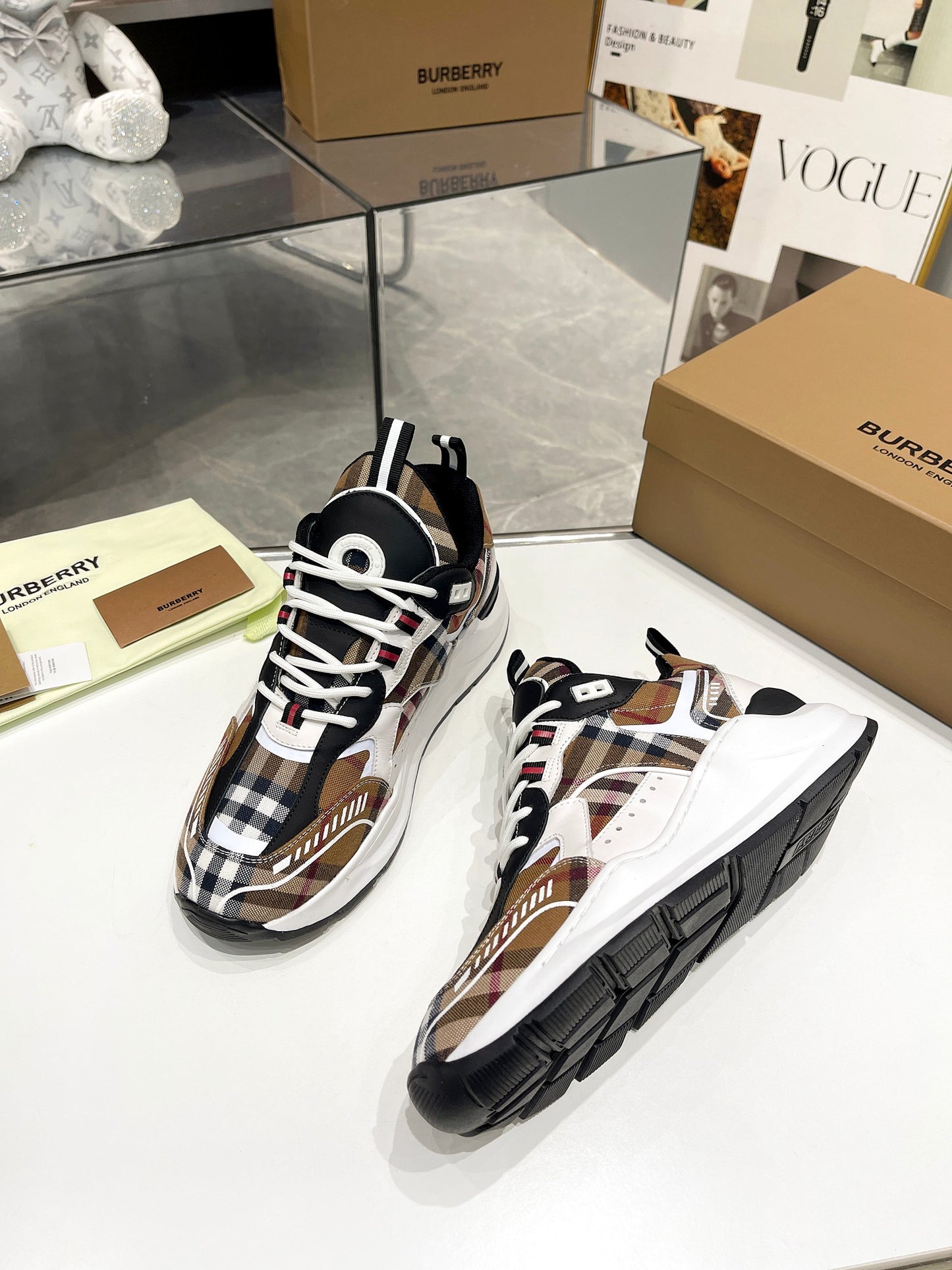 BB man and women sneakers