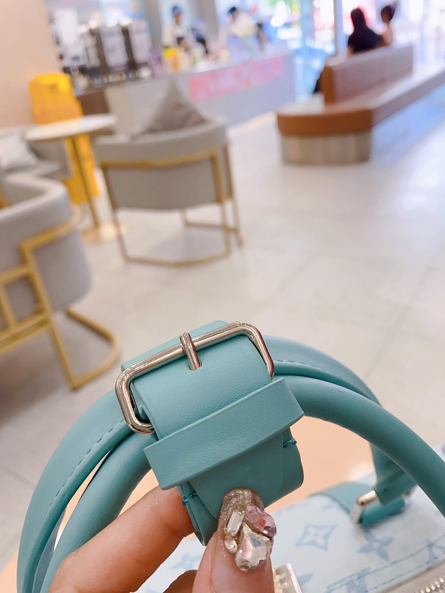 Louis N50069 KEEPALL BANDOULIÈRE 50 Damier Salt bag size: 50*29*23 cm