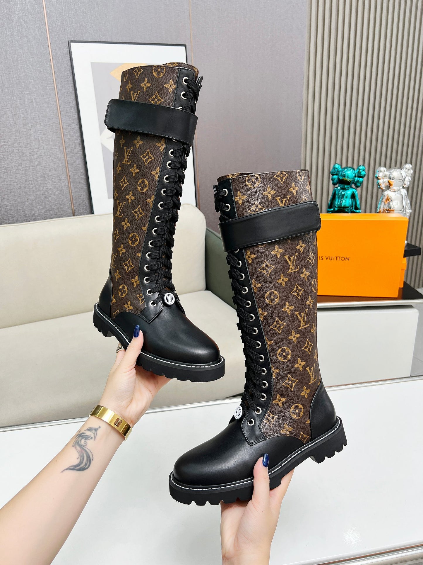 Louis new arrival Monogram women boots 0010